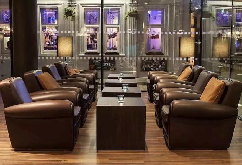 Motel One London Tower Hill