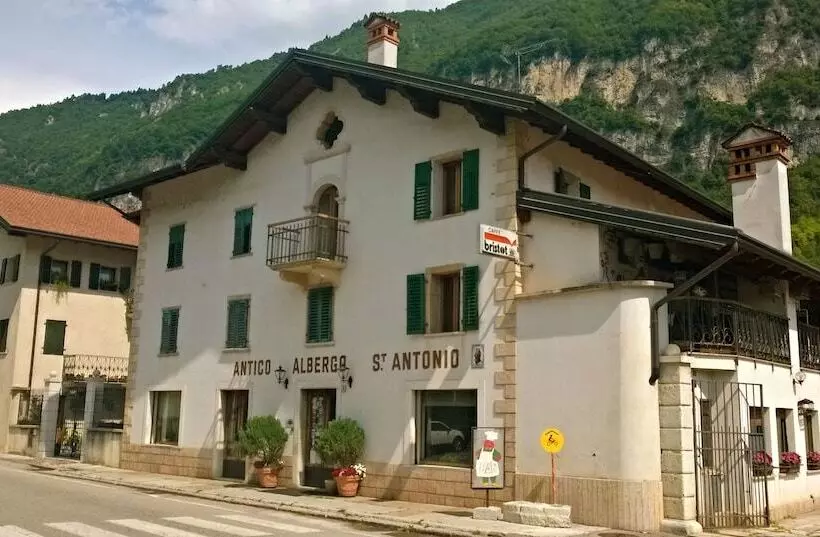 ホテル Antico Albergo Sant'antonio