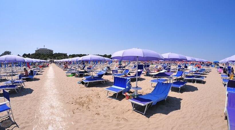 Отель Antonella