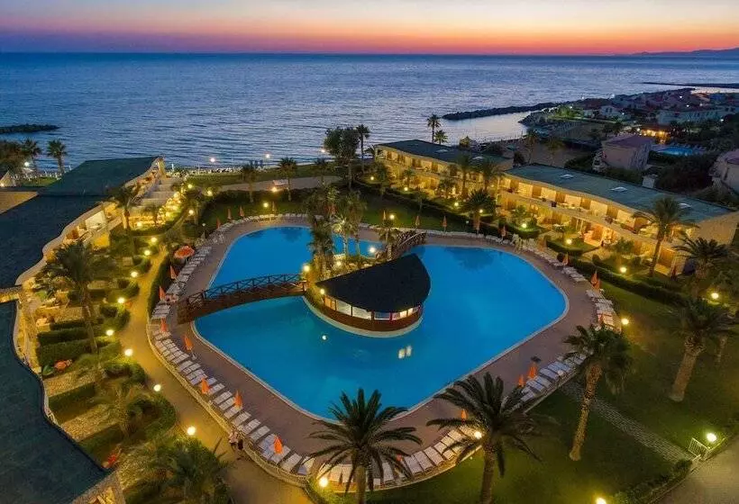 ホテル Club Residence La Castellana Mare