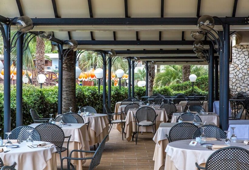 ホテル Club Residence La Castellana Mare