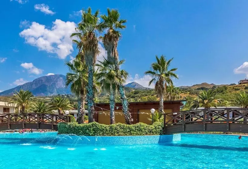 ホテル Club Residence La Castellana Mare