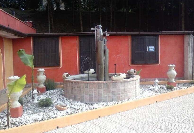 فندق Empire Resort