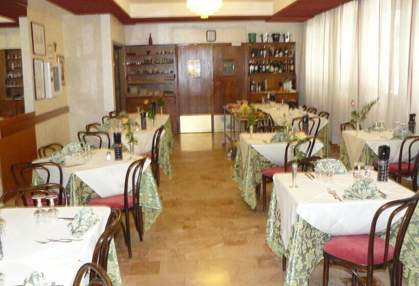 Confidence Hotel Europa