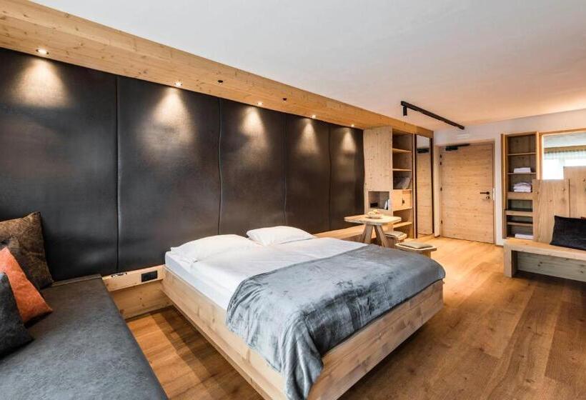 Отель Family Home Alpenhof