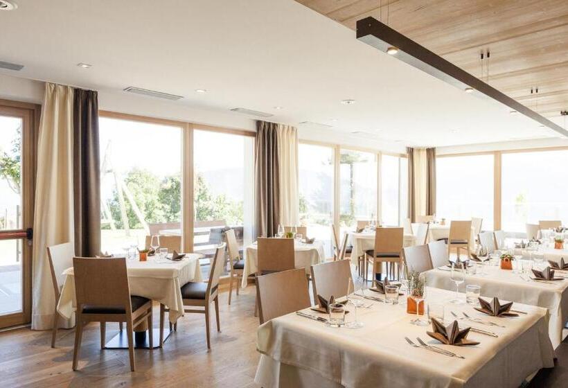 Отель Family Home Alpenhof