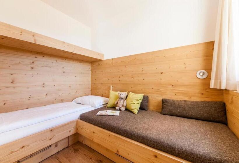 Отель Family Home Alpenhof