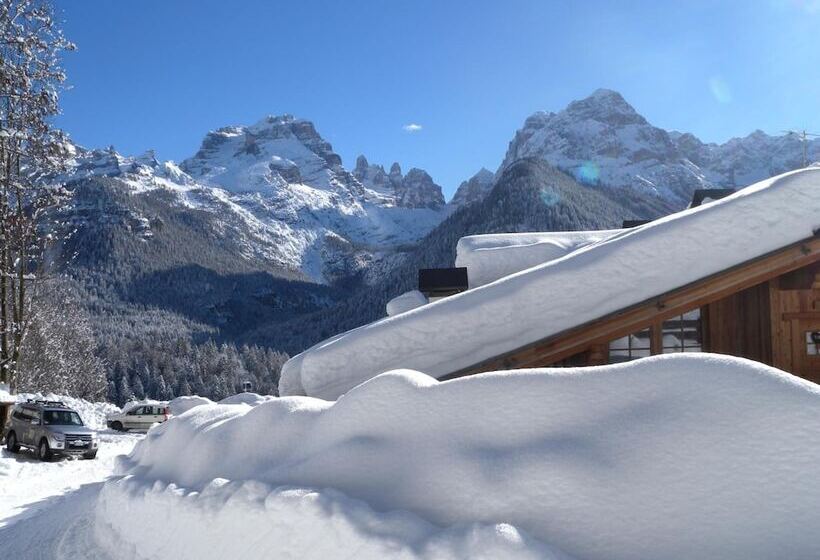 فندق Fogajard Lovely Chalet