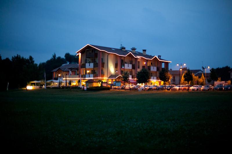 ホテル Garden Relais