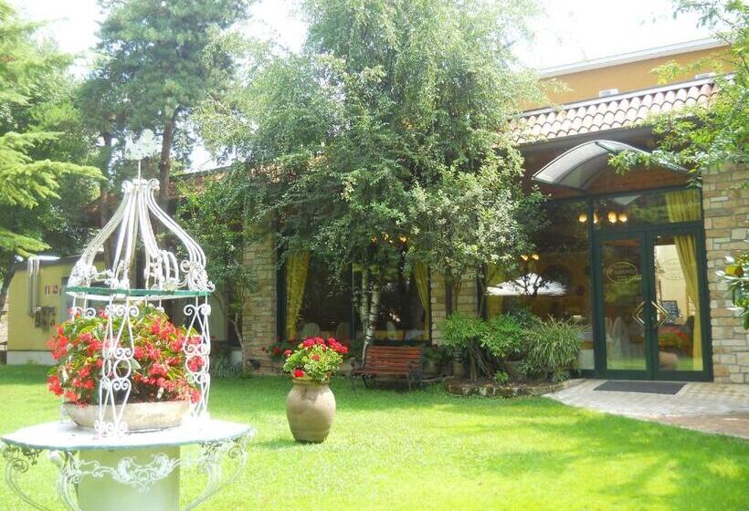 Отель Il Rustichello