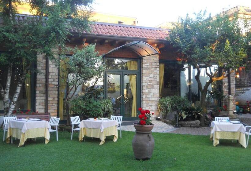 Отель Il Rustichello