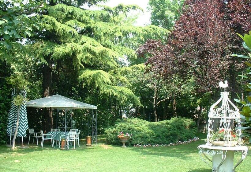 Отель Il Rustichello