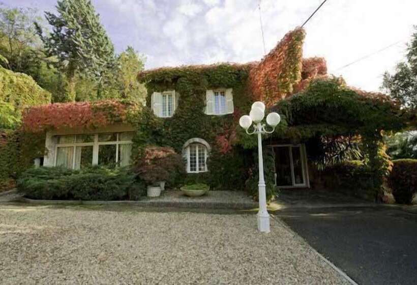 ホテル La Culla Del Lago