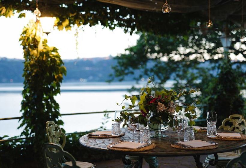 ホテル La Culla Del Lago