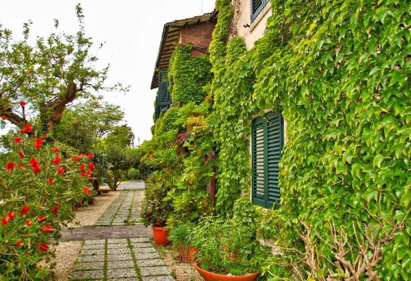 ホテル La Culla Del Lago