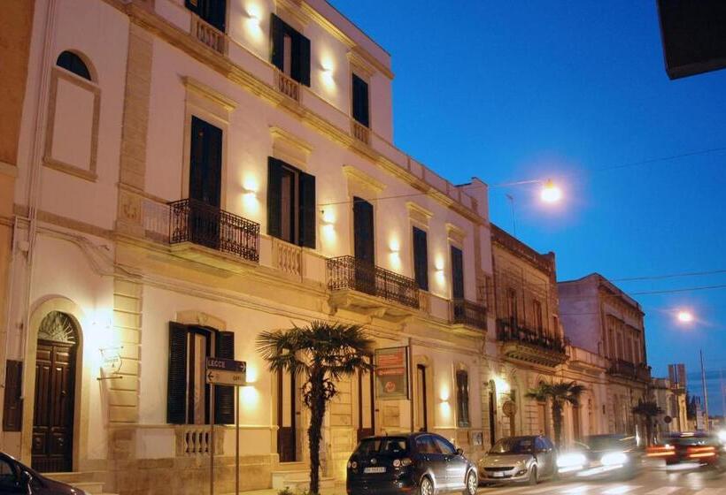 酒店 La Naca Della Taranta B&b