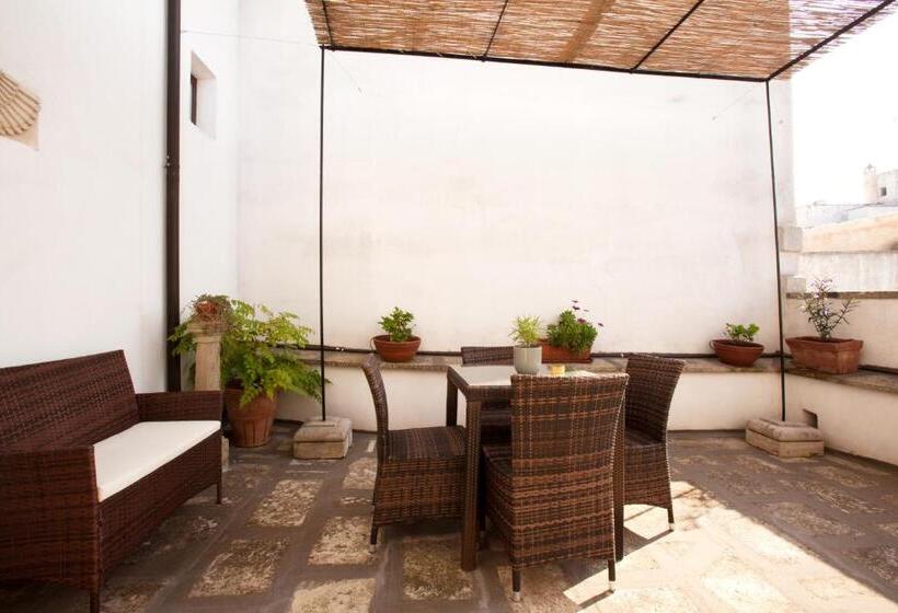 酒店 La Naca Della Taranta B&b