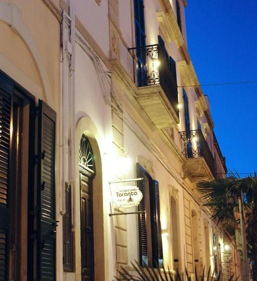 酒店 La Naca Della Taranta B&b