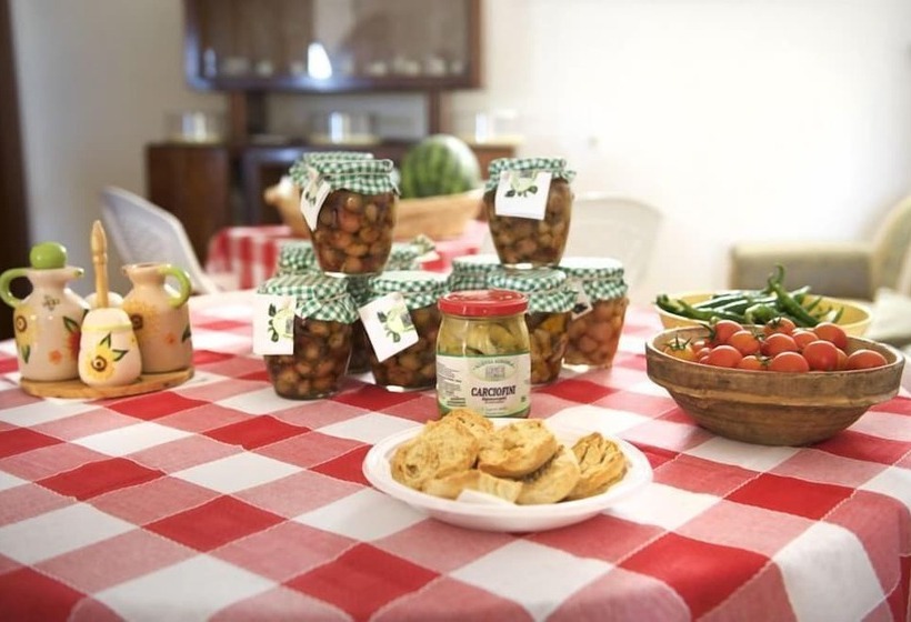 هتل La Piana Degli Ulivi