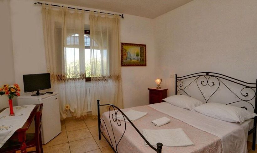 هتل La Piana Degli Ulivi