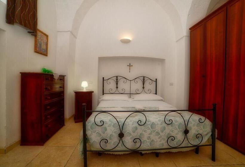 هتل La Piana Degli Ulivi