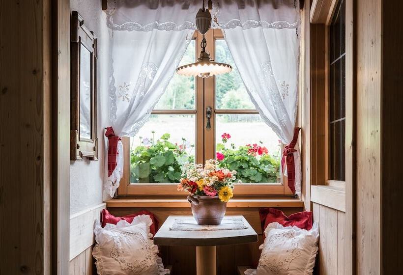 ホテル Mareo Dolomites