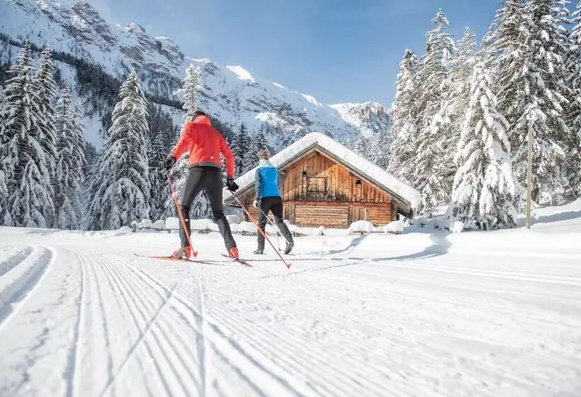 Hotelli Mareo Dolomites