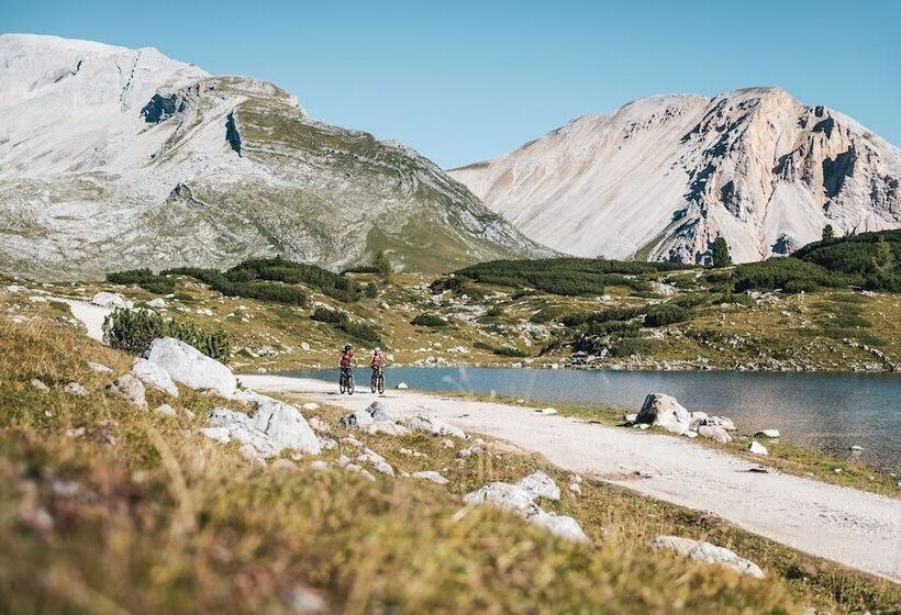 ホテル Mareo Dolomites