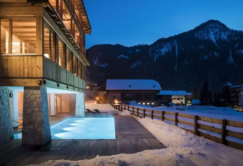 Hotelli Mareo Dolomites