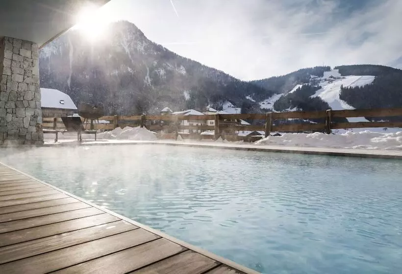 Hotelli Mareo Dolomites