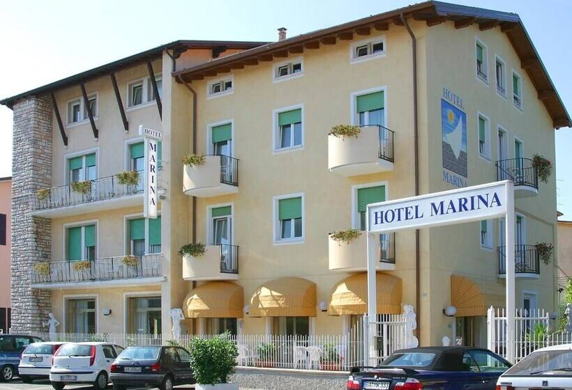 בית מלון כפרי Marina