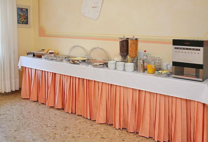 בית מלון כפרי Marina