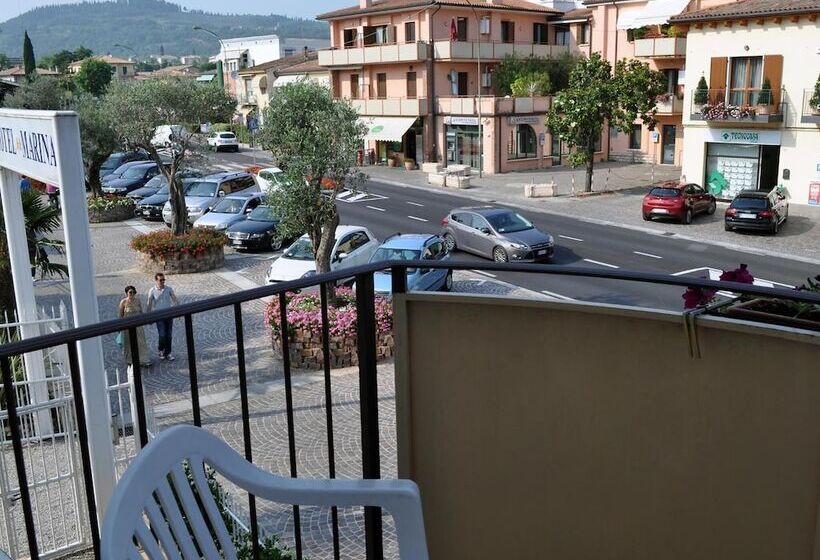 בית מלון כפרי Marina