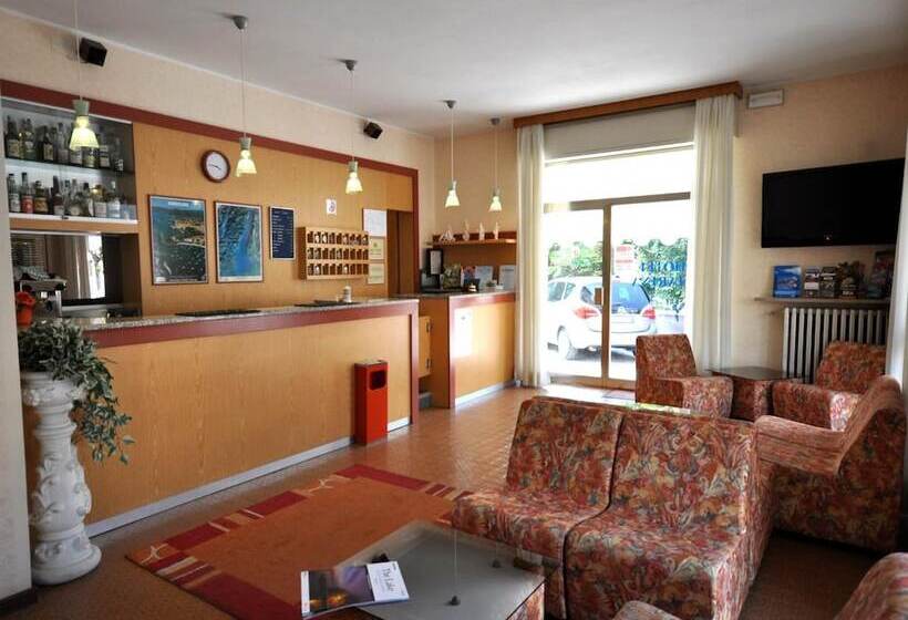 בית מלון כפרי Marina