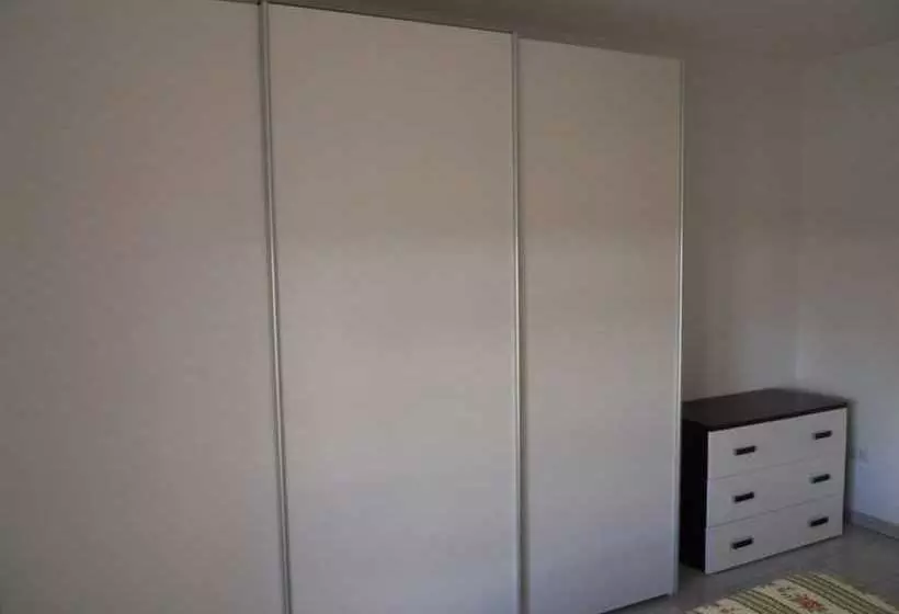 ホテル Melagranadasardegna B&b
