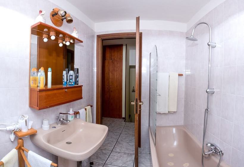 酒店 Melagranadasardegna B&b