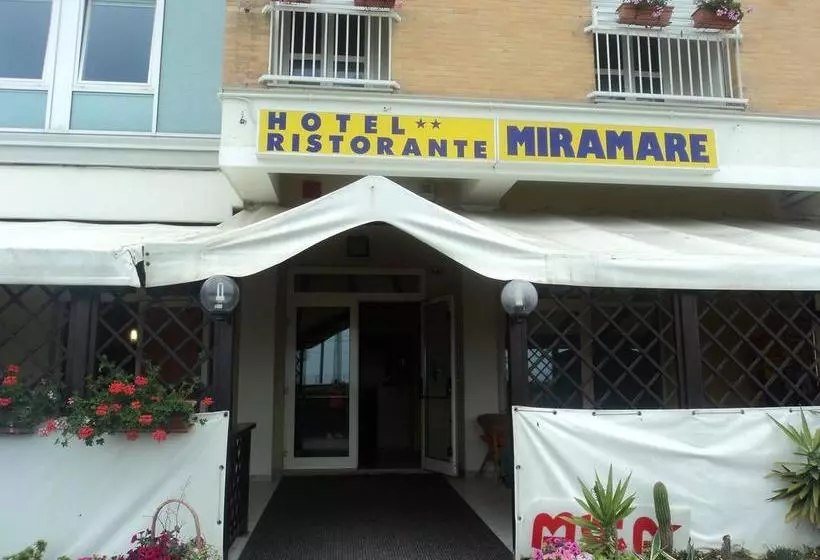ホテル Ristorante Miramare