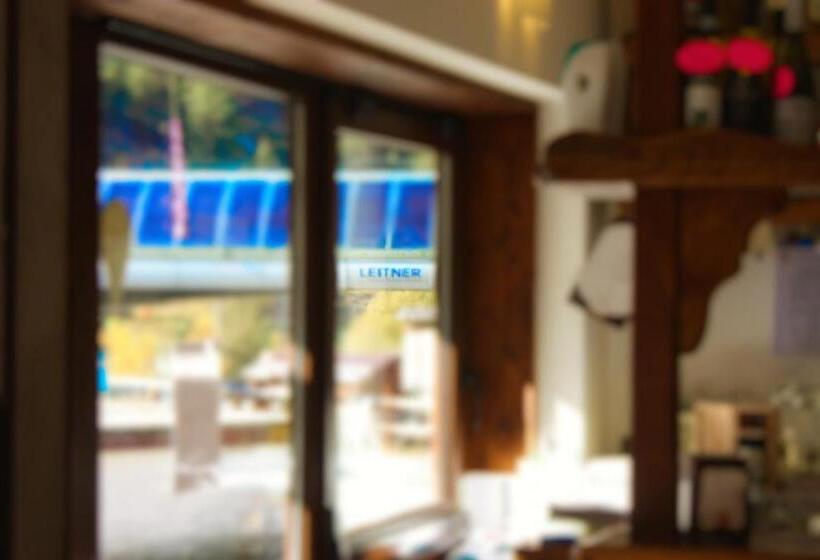 فندق Olympic Mountains