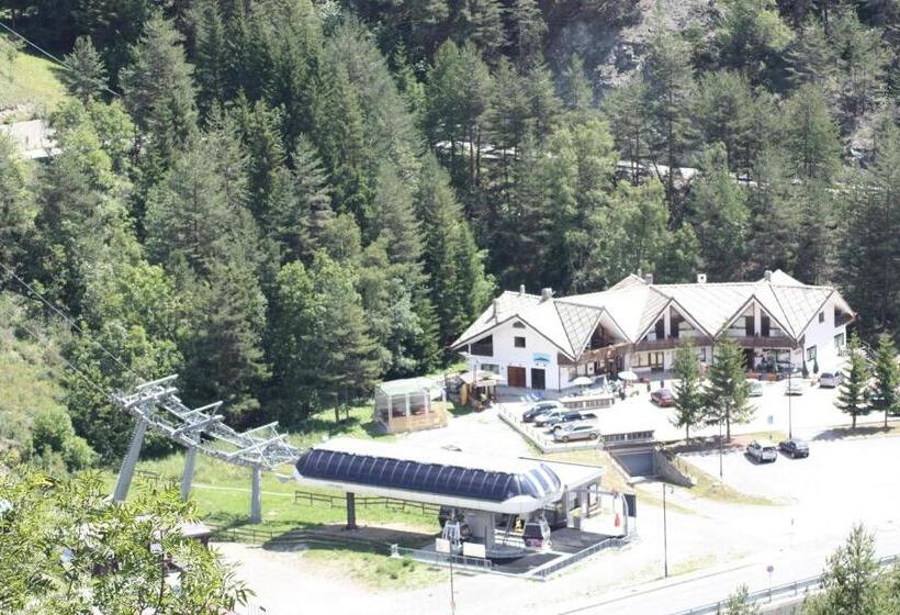 فندق Olympic Mountains