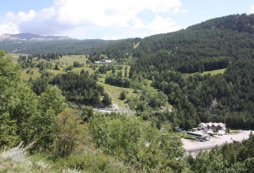 فندق Olympic Mountains