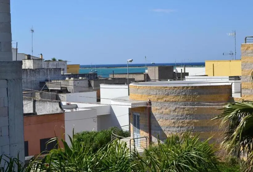 هتل Porto Cesareo