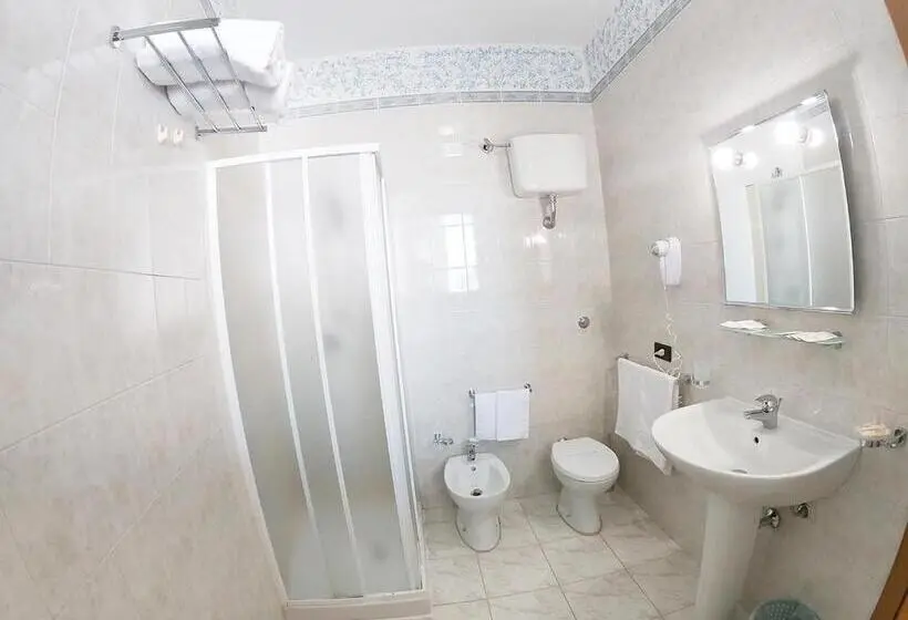 هتل Porto Cesareo