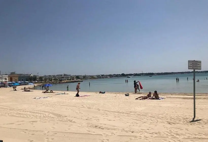 هتل Porto Cesareo