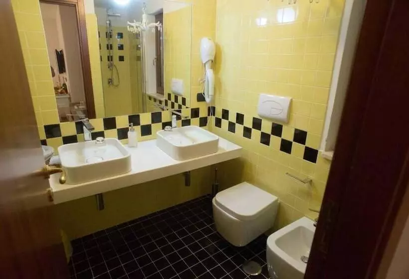 Hotelli Residenza Lombardi