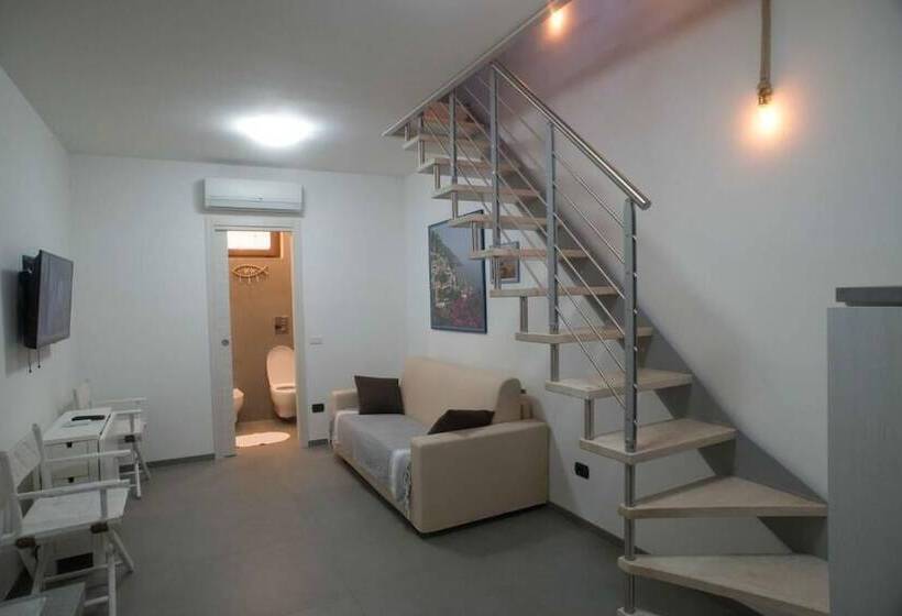 Отель Residenza Lombardi