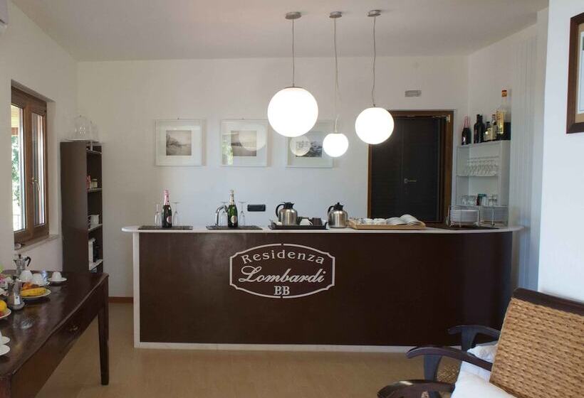 Отель Residenza Lombardi