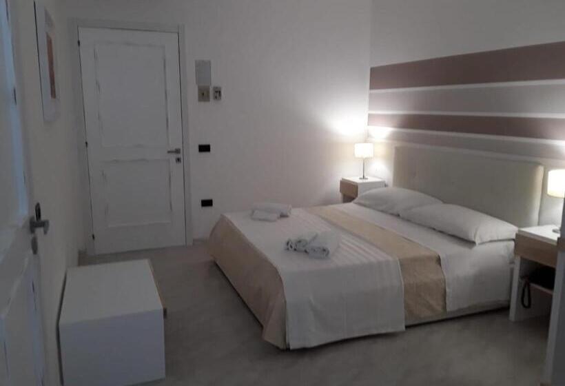 ホテル Porto Cesareo