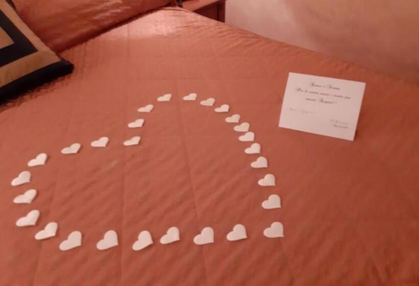 酒店 Squarciarelli