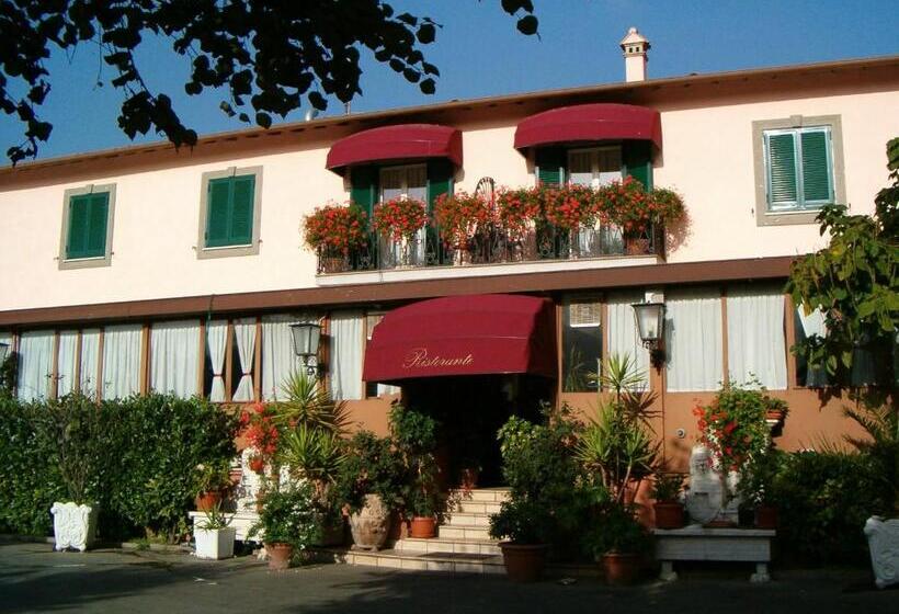 酒店 Squarciarelli