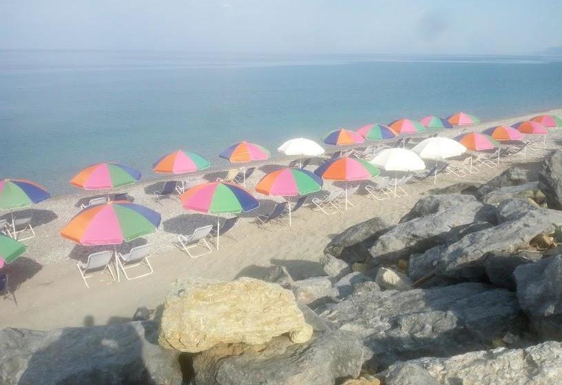 فندق Total Family